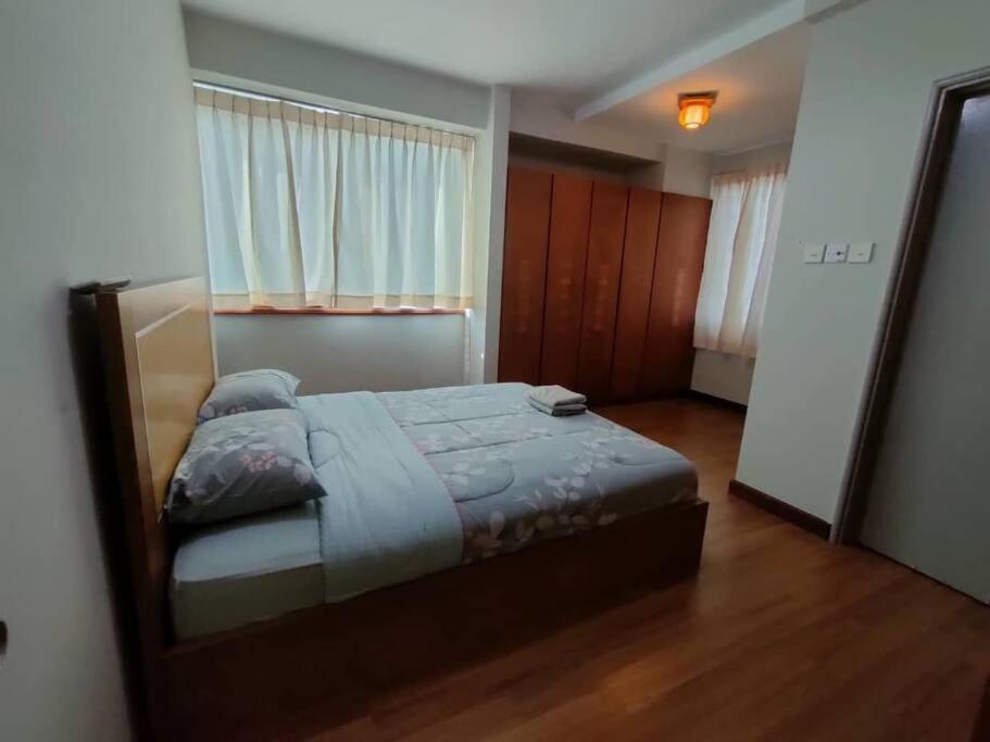 Kuching City 3Bedrooms Apartment エクステリア 写真