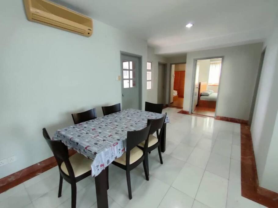 Kuching City 3Bedrooms Apartment エクステリア 写真